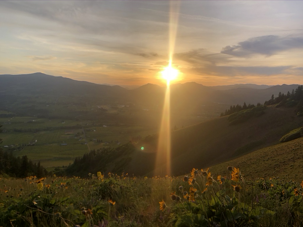 Sunset over the West Ridge, Mt. Defiance and Underwood Mountain
